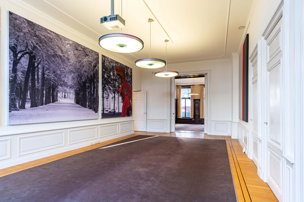 Kantoorruimte met wandschildering